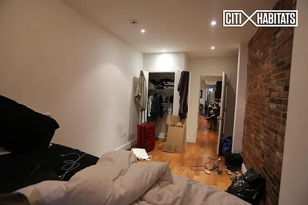 Rented by Citi Habitats | media 33