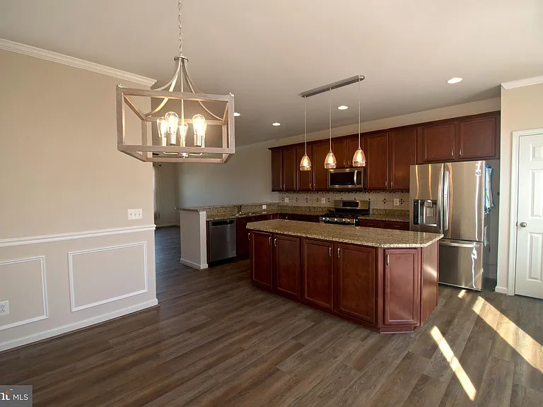 105 Gristmill Ct — Photo 10