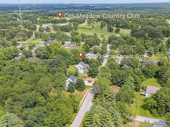 2nd image of 11891 Pine Forest Dr