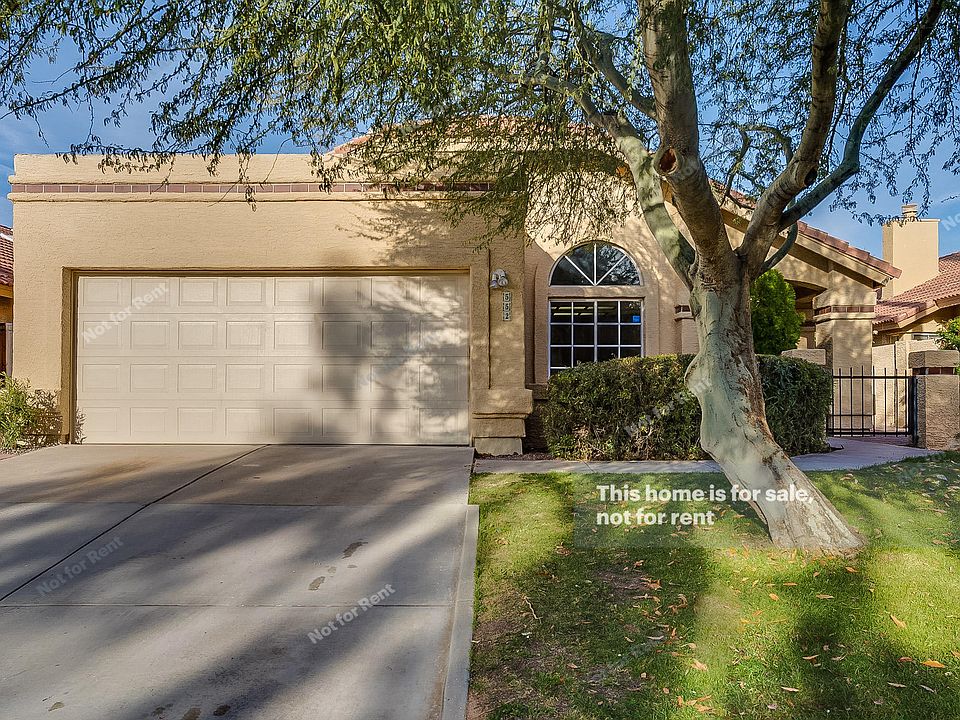 1st image of 552 N Fountain Cir