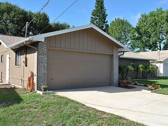 2nd image of 406 Plumosa Ave