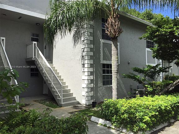 2nd image of 474 NE 210th Circle Ter #10313