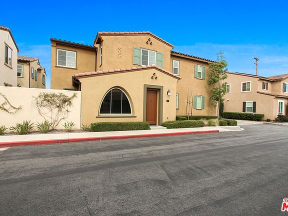 2nd image of 39 Linden Ln