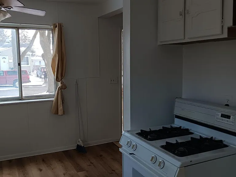 37 E Hopkins Ave — Photo 21