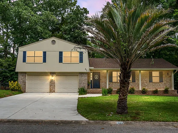 211 Bramblewood Dr, Summerville, SC 29485