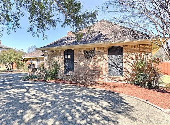 3rd image of 3403 Highland Meadow Dr
