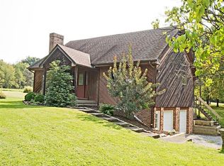 203 Browns Mill Rd, Evans City, PA 16033