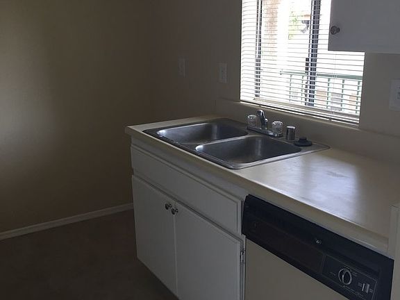 3rd image of 460 Almond Ave APT 202