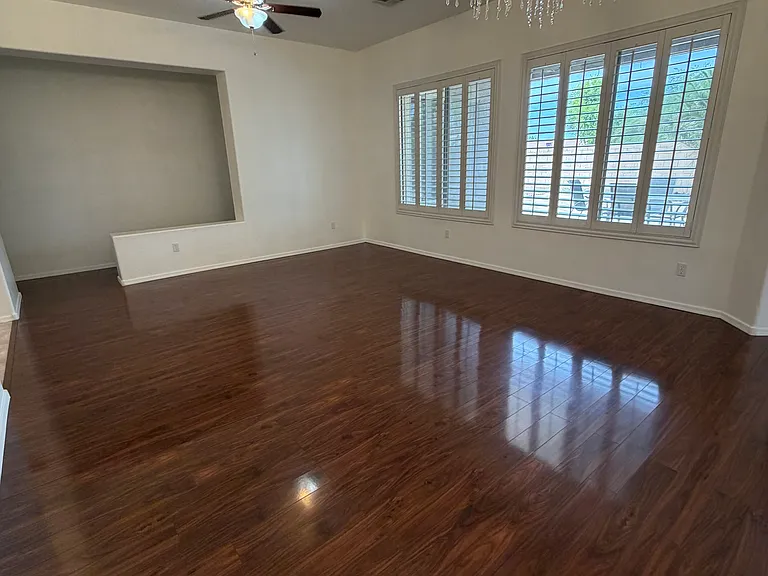 1510 W Saragosa St — Photo 5