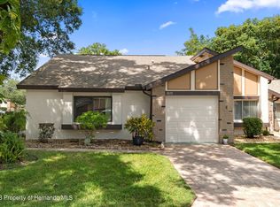 7475 Heather Walk Dr, Weeki Wachee, FL 34613