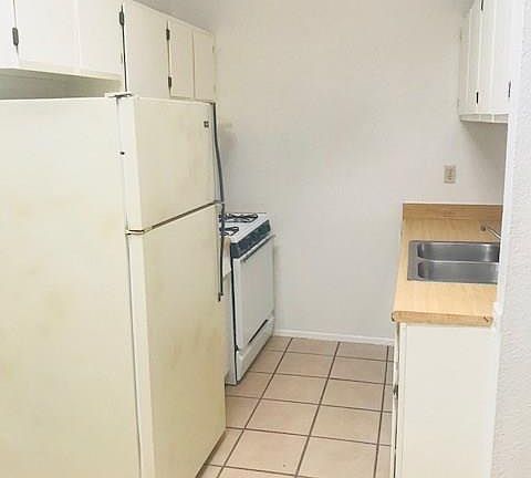 5th image of 10532 Shannon Pl APT A