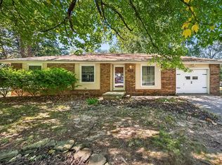 303 N Fairwood Ave, Republic, MO 65738