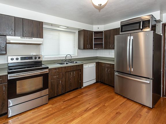 5th image of 8706 Holbrook Dr