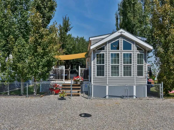 10 S Cormorant Cres, Vulcan County, AB T0L 1G0
