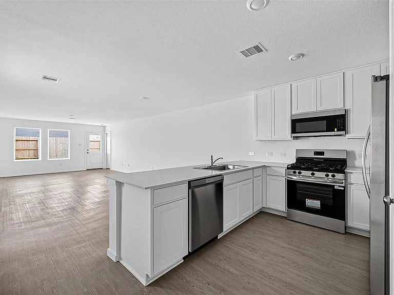 26843 Cascade Sunrise St — Photo 7