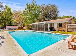 4752 Livingston Dr, Pensacola, FL 32504