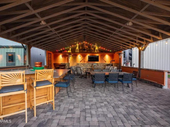 510 E Desert Hills Estate Drive, Phoenix, AZ 85086