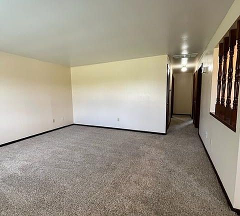 5th image of 504 E Cook Rd