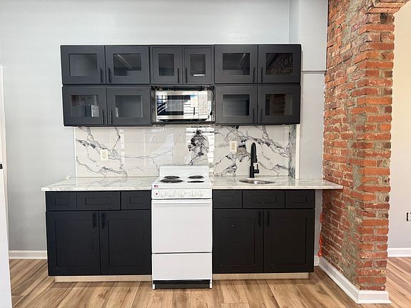 3rd image of 122 College Ave APT 3