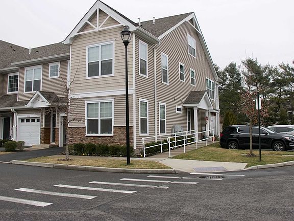 2nd image of 2502 Townhome Way