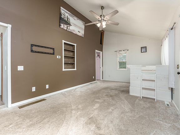 3rd image of 139 28th St S