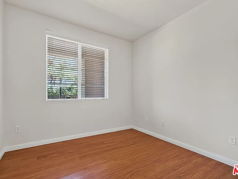 360 Avenue 26 #107 — Photo 29