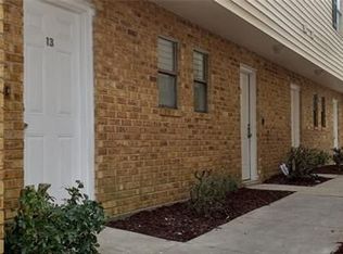 4754 Pontchartrain Dr #17, Slidell, LA 70458
