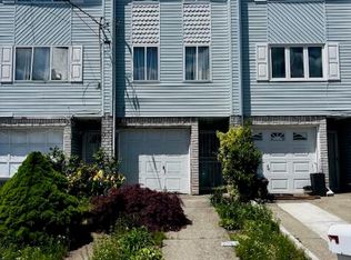 240 Granite Ave #B, Staten Island, NY 10303