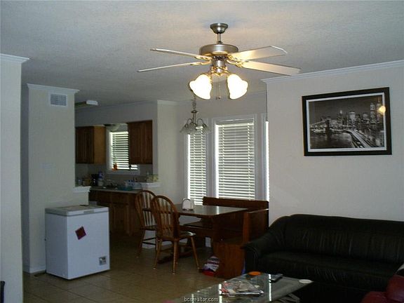 3rd image of 2329 Cornell Dr