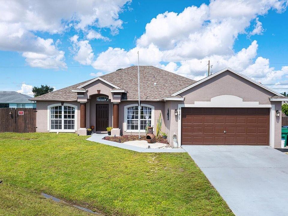 1st image of 1171 SW Arc Court