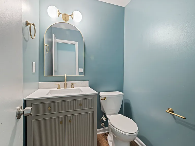 5316 Glenville Cir — Photo 26
