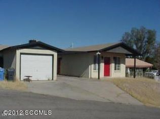 850 W Saddle Dr, Nogales, AZ 85621