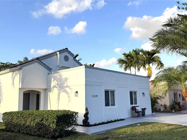 12239 NW 7th St, Miami, FL 33182