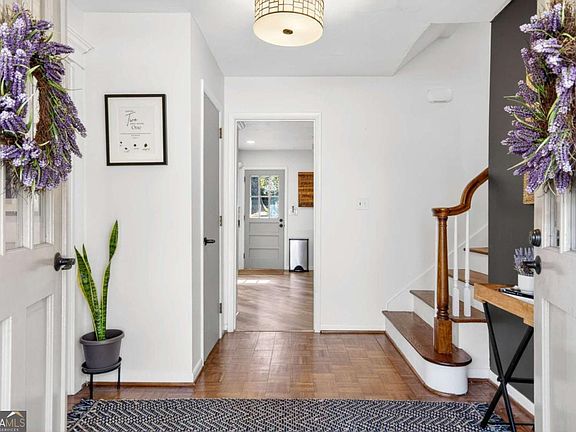 5th image of 3261 Chase Rd