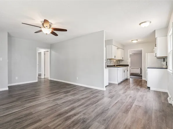 2417 Illinois St SW, Cedar Rapids, IA 52404