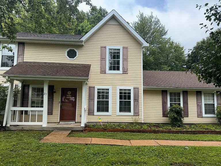 27 Hidden Valley Dr — Photo 1