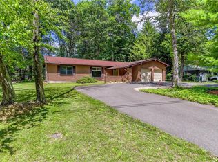 18 Bull Pine Rd, East Stroudsburg, PA 18301