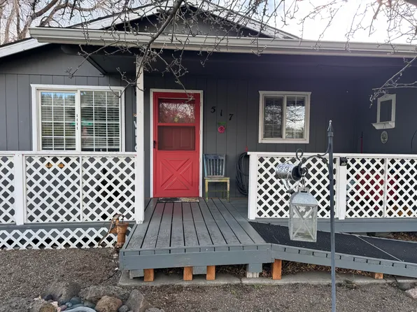 517 SW Marshall St, Madras, OR 97741
