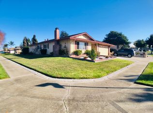 901 Estrada Ct, Salinas, CA 93907