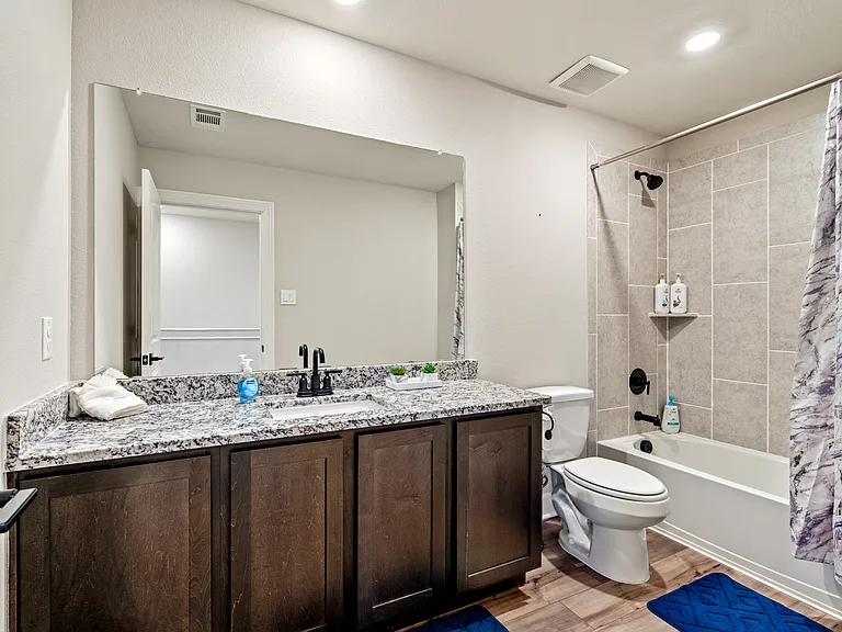 7640 Noble Oaks Dr — Photo 33