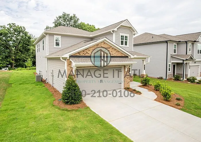 5 bed, 2.5 bath, 2321 sqft, $2,399 — Photo 2