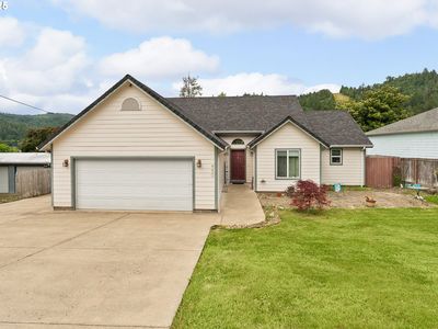 450 Alta Vista Ave, Drain, OR, 97435