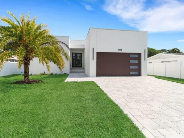 1415 13th AVE N, NAPLES, FL 34102