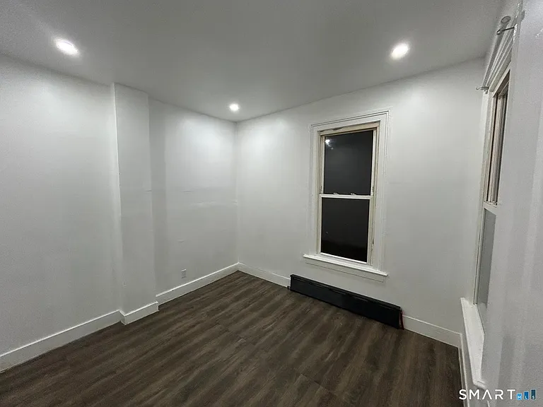 111 Kensington St — Photo 8