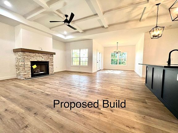 4th image of 624 Persimmon Ridge Trl