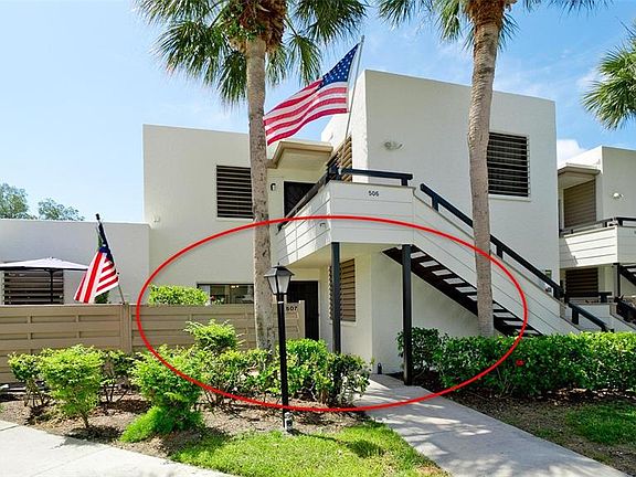 4th image of 507 LAKESIDE DRIVE #507