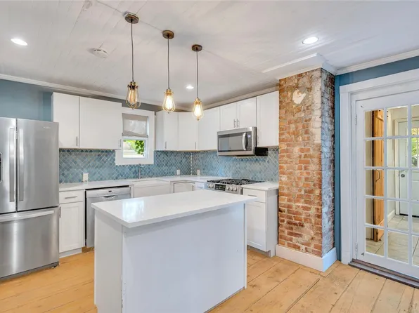 389 N Main Road, Setauket, NY 11733