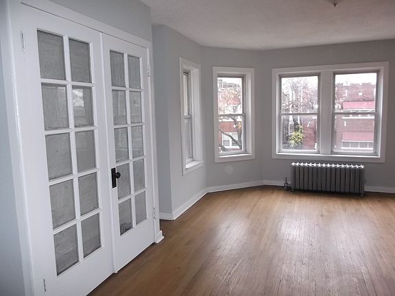 4th image of 10917 S Vernon Ave #2