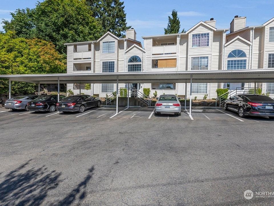 1st image of 17404 Ambaum Boulevard S #201