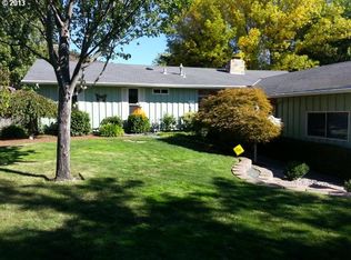 431 NE Royal Dr, Grants Pass, OR 97526